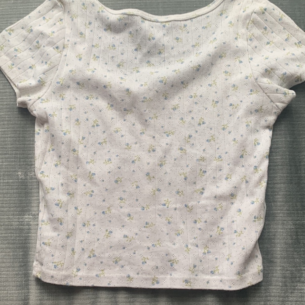 ZELLY TOP - Picture 2 of 4